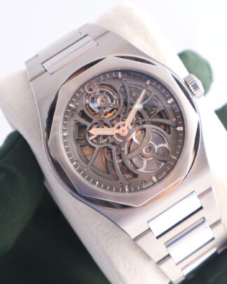 Girard-Perregaux Laureato Skeleton 81015-11-001-11A 42mm Men’s Watch