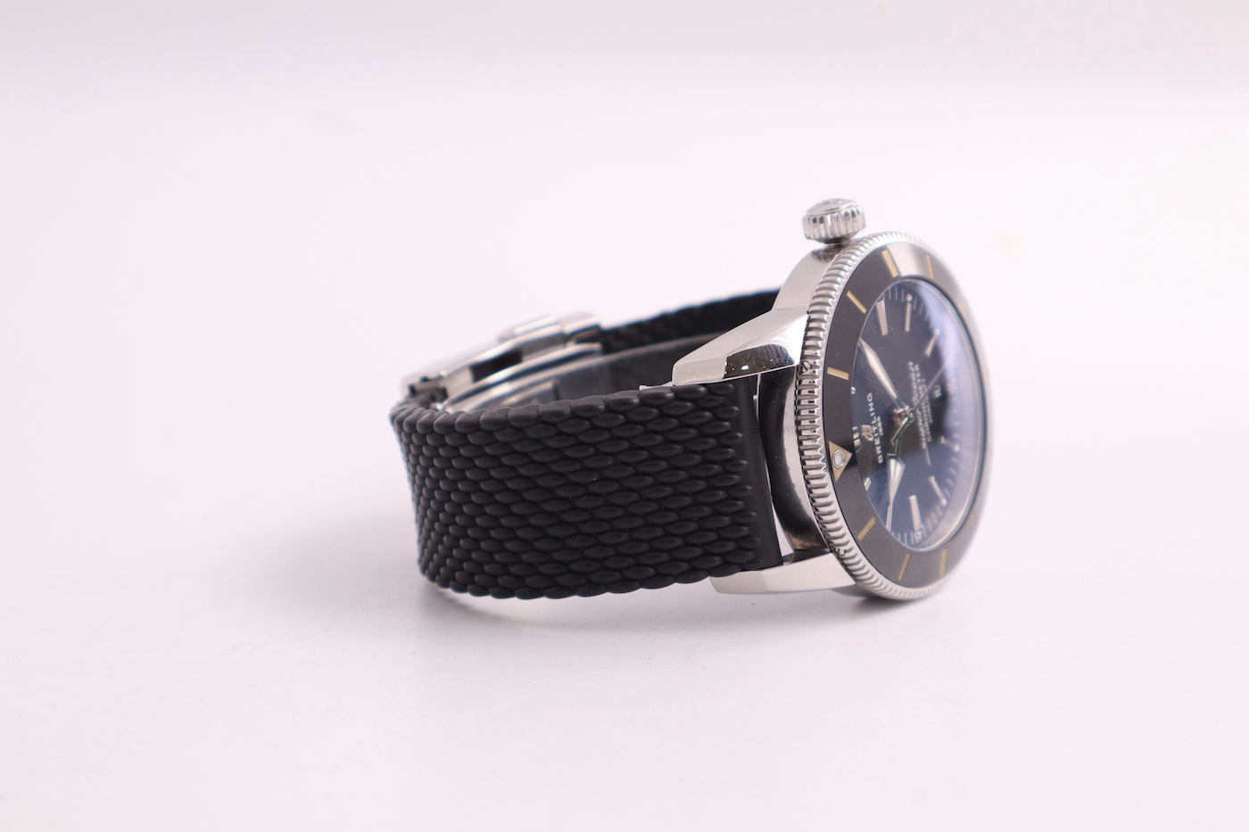 Breitling Superocean AB2030 Automatic Black Dial 42 mm Men’s Watch - Image 12